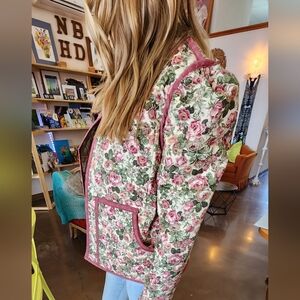 Quilted puffer light weight jacket rose vtg fabric sz small handcrafted